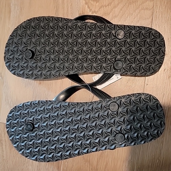 Men's flip flops - Picture 2 of 3